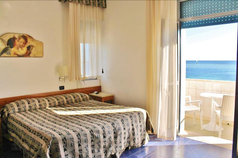 Hotel Blu Porto Cesareo Exterior photo